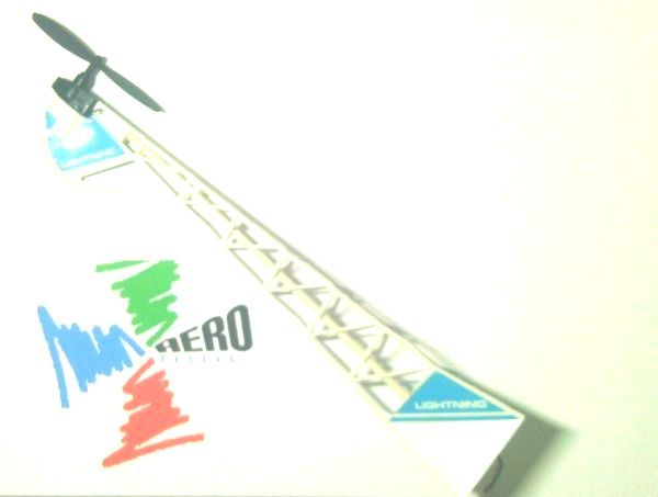 Cauda completa c/ motor e hélice para Lightning - Aerovendas